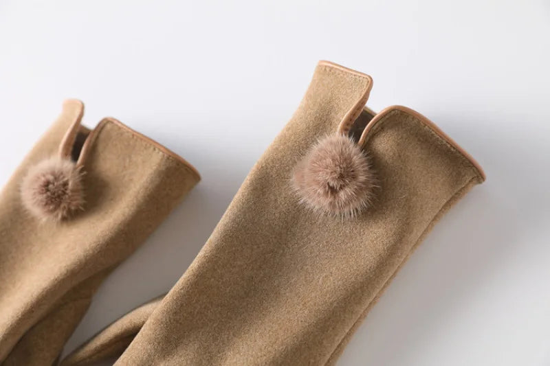 Rukavice Luxe Touch s pom-pomy