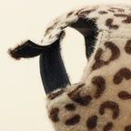 Hřejivá designová leopardí čepice