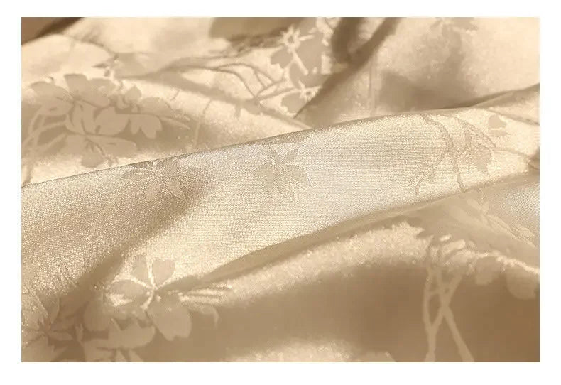 Korsett z Jacquard saténu