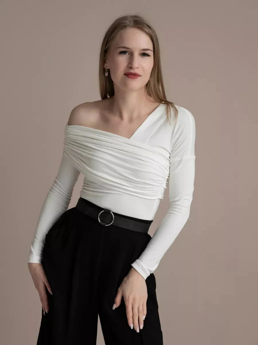 Clara Monroe Top s jedním ramenem