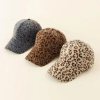 Hřejivá designová leopardí čepice