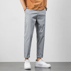 Pohodlné Chinos