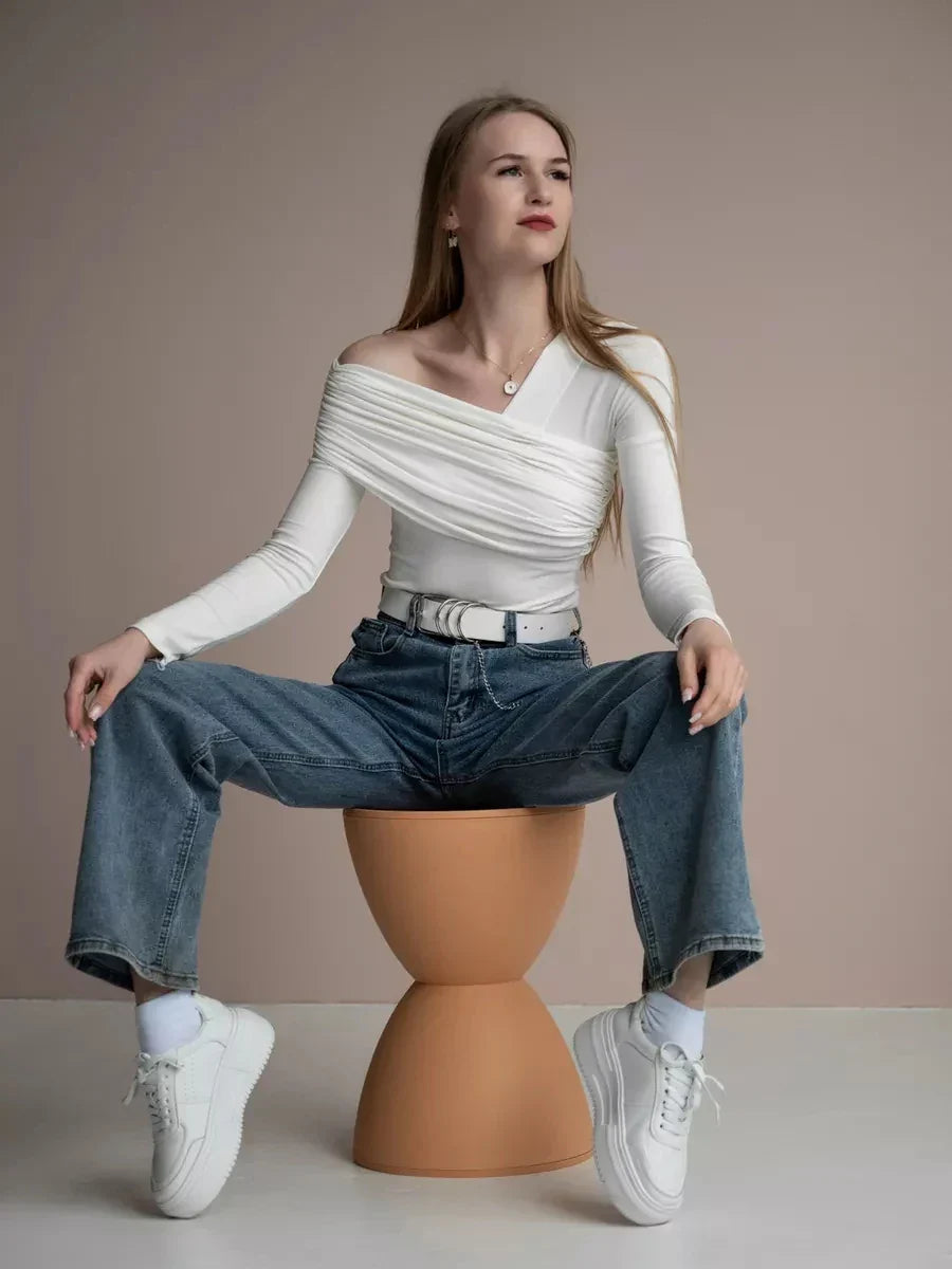 Clara Monroe Top s jedním ramenem