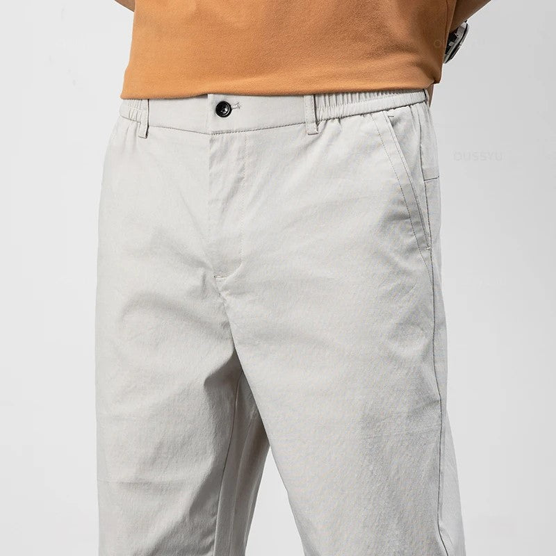 Pohodlné Chinos