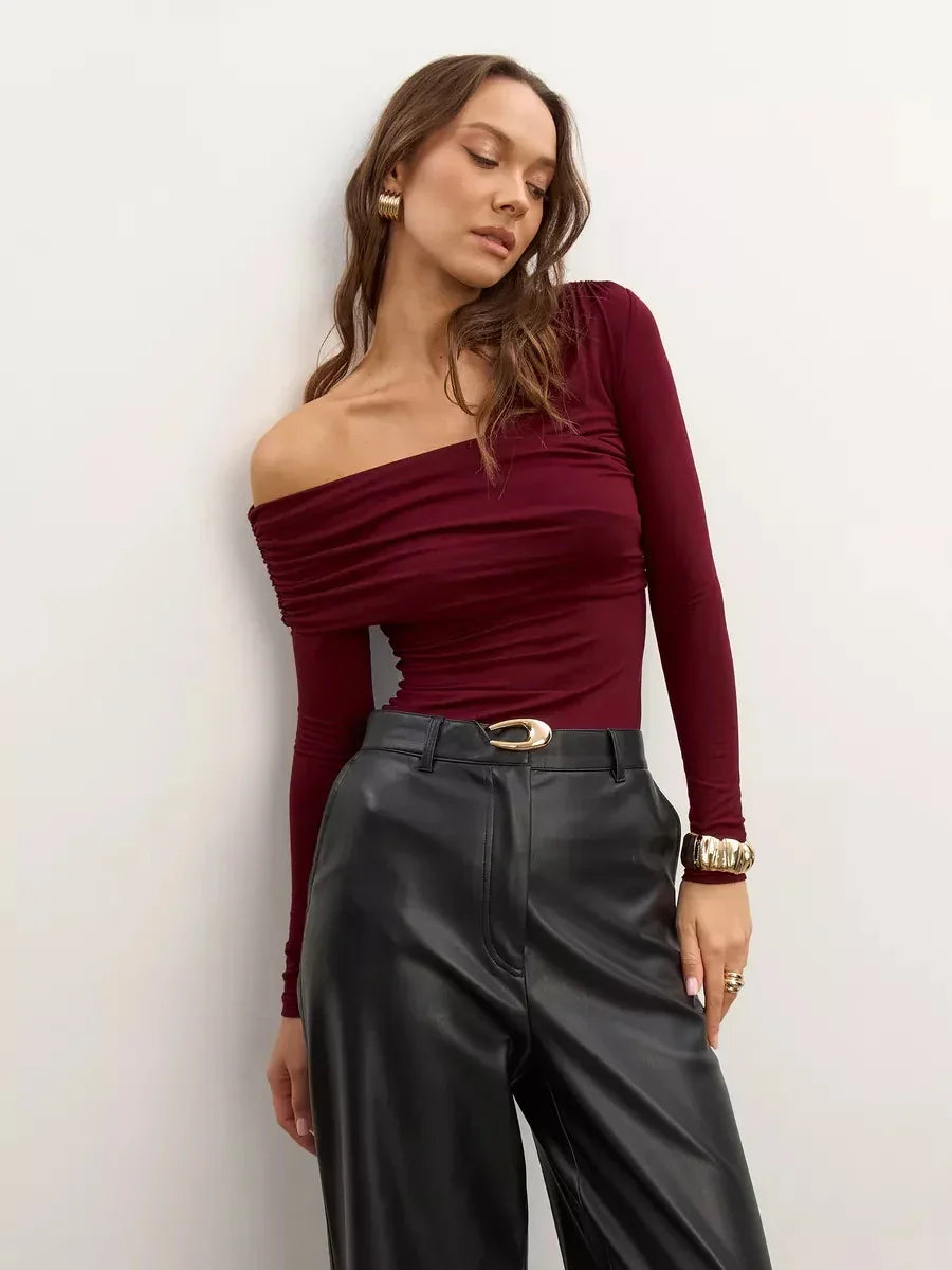 Clara Monroe Top s Jedním Ramínkem