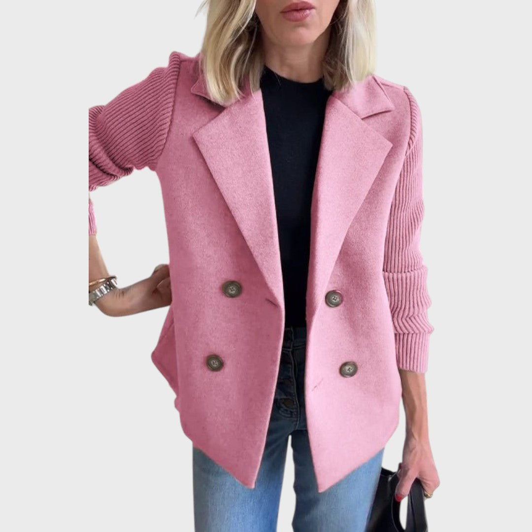 Emma – Elegantní blazer s úpletem na rukávech