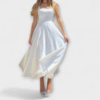 Lumea – Elegantní Midi Šaty