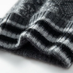 Čepice s bambulí z kašmíru Fair Isle